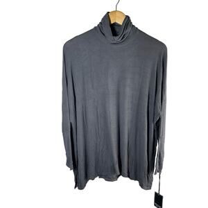 Michael Lauren Nero Long Sleeve Draped Turtleneck
Size Small Lagry